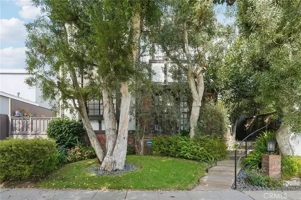 Santa Monica, CA 90402,713 9th Street #3