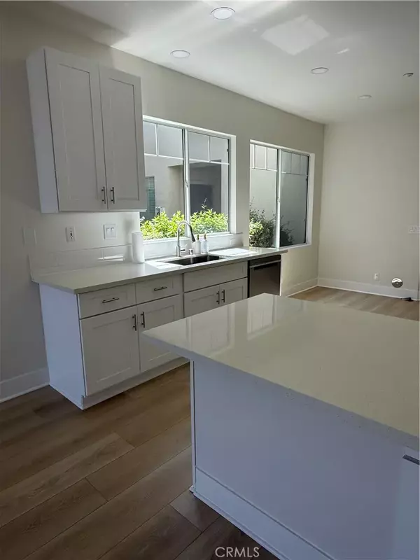 Aliso Viejo, CA 92656,38 Sobrante