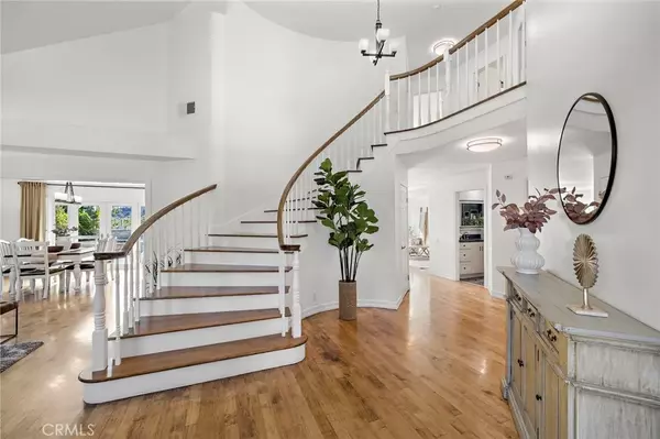 Lake Forest, CA 92679,19331 Sleeping Oak