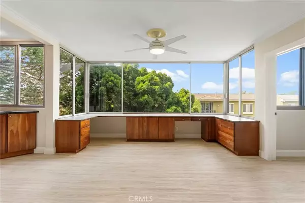 Playa Del Rey, CA 90293,8701 Delgany ave #110