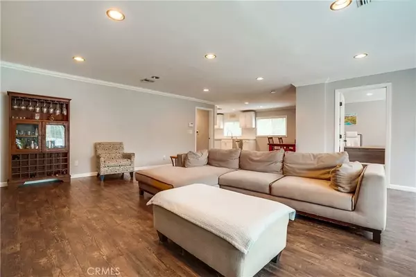 Woodland Hills, CA 91364,21321 Velicata Street