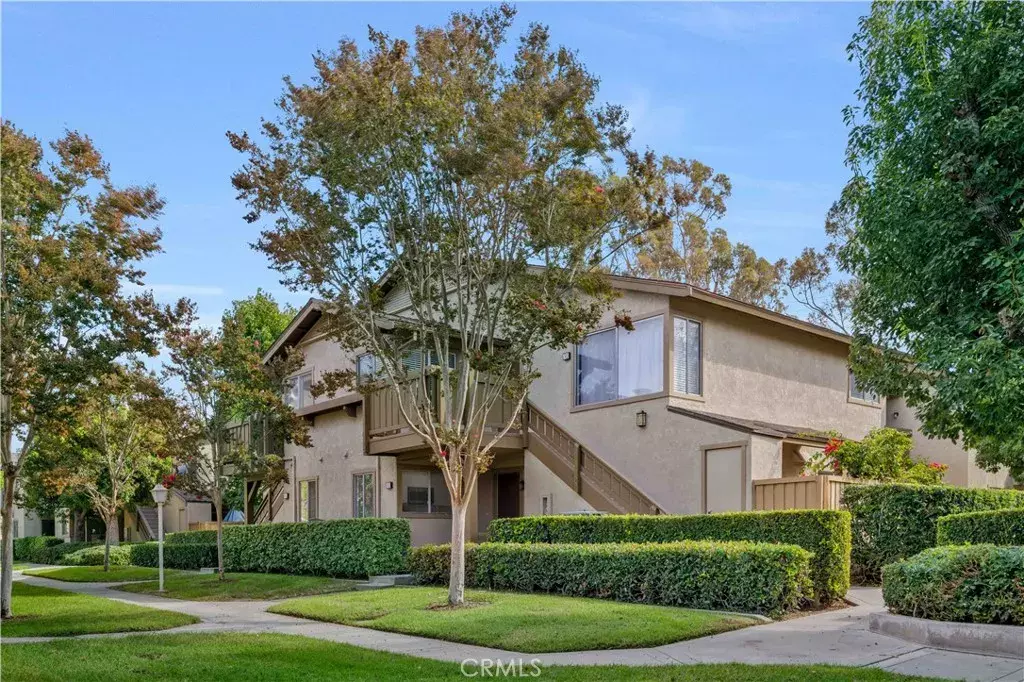 Irvine, CA 92614,92 Clearbrook