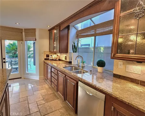 Mission Viejo, CA 92692,26426 LOMBARDY Road