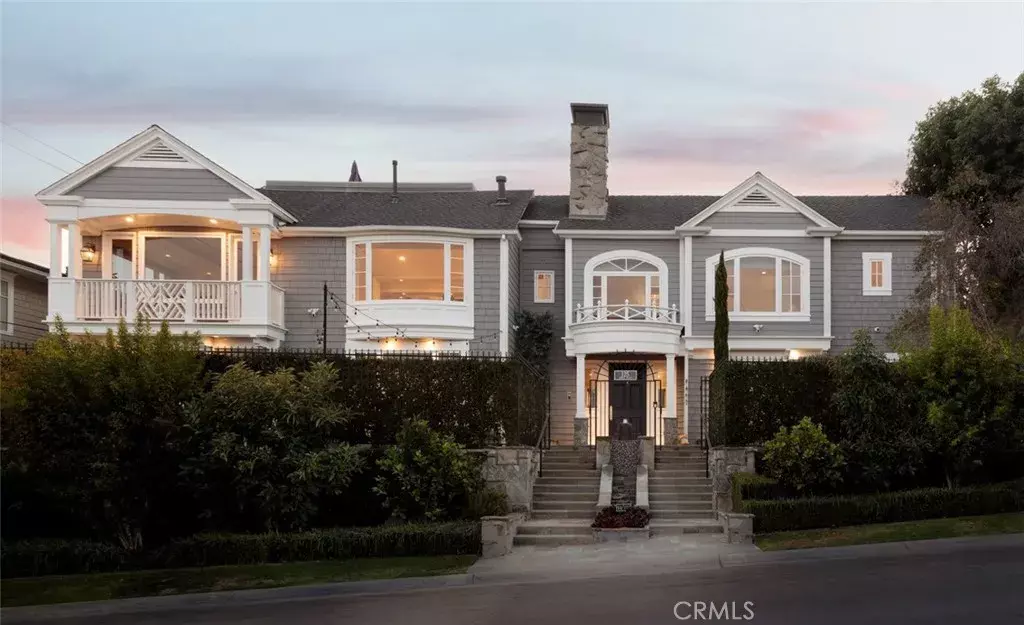 Newport Beach, CA 92663,125 Kings Place