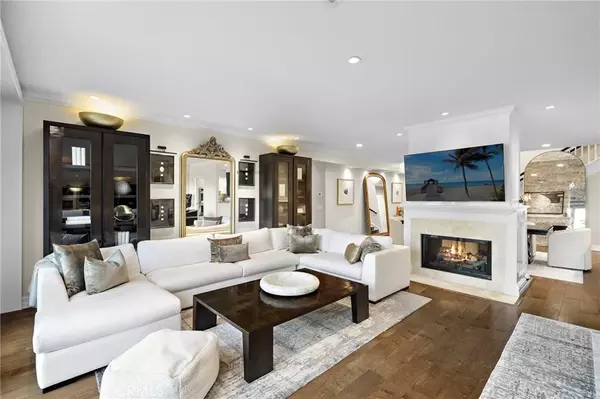 Newport Beach, CA 92660,18 Rue Grand Vallee