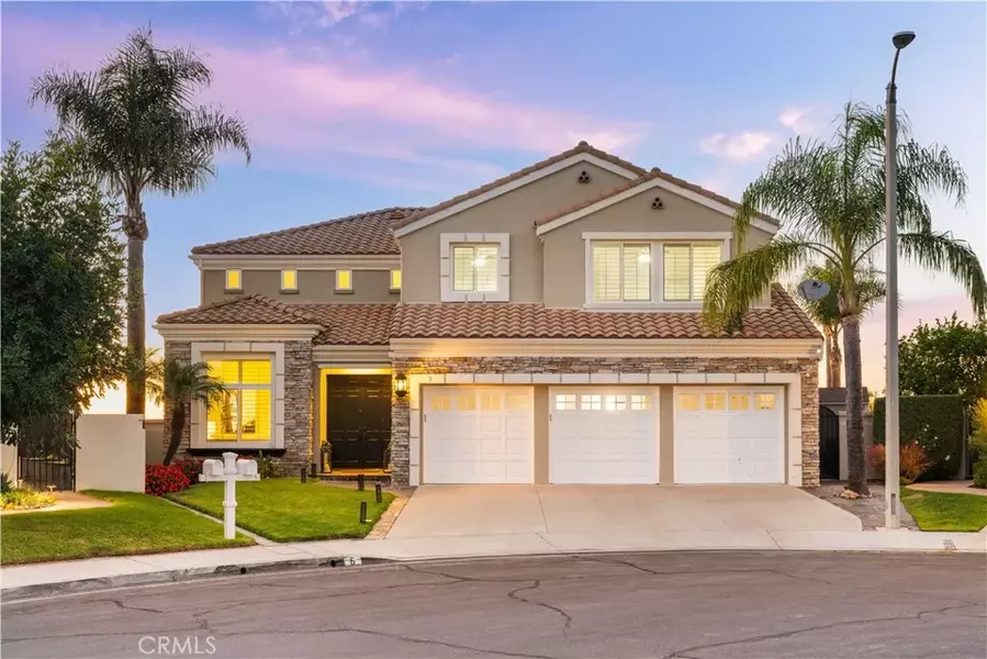 5 Via Taliana, Rancho Santa Margarita, CA 92688