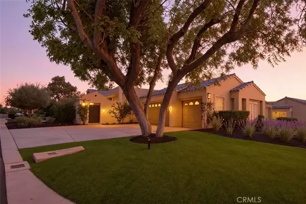 Rancho Mirage, CA 92270,48 Oak Tree Drive