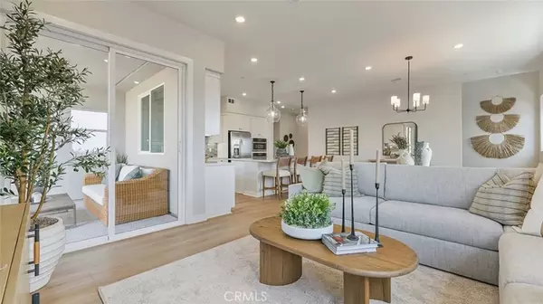 Irvine, CA 92618,461 Mulligan