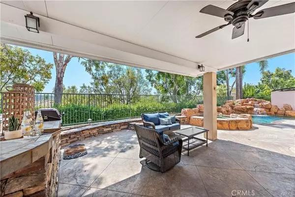 Rancho Santa Margarita, CA 92688,40 Mancera