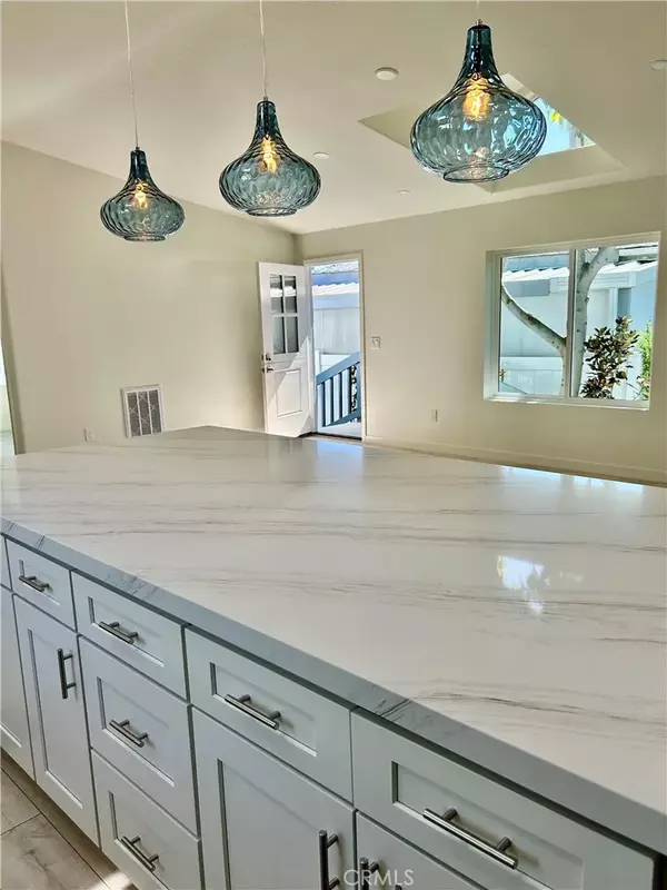 Newport Beach, CA 92660,205 Tremont Dr