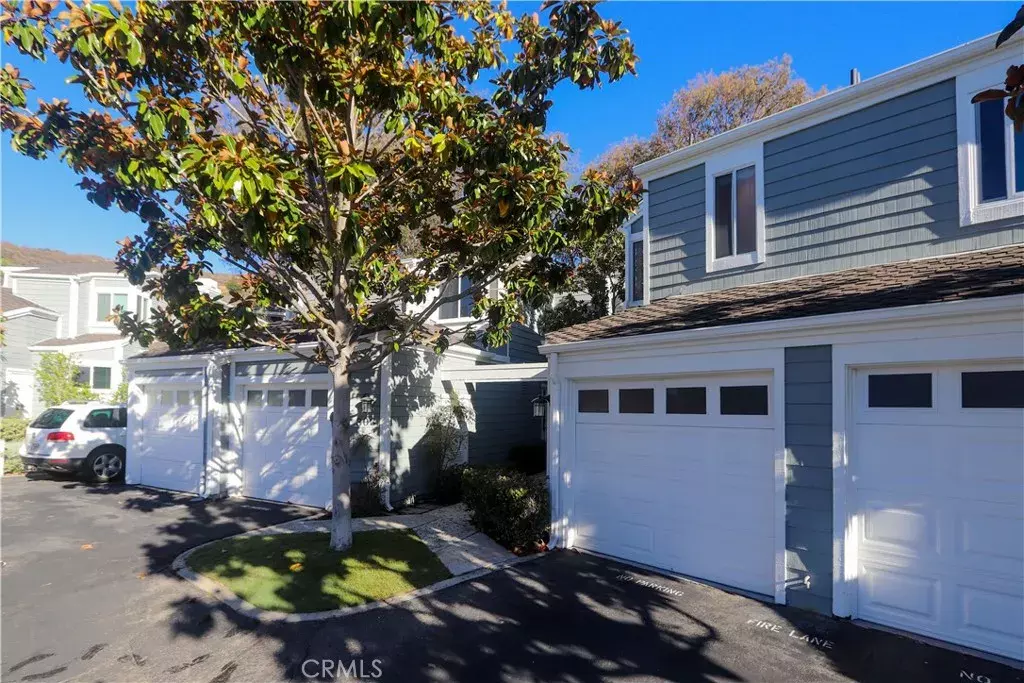 Laguna Beach, CA 92651,302 San Nicholas