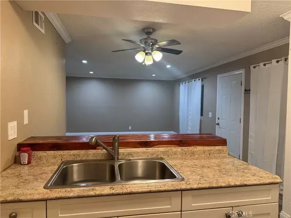 Santa Ana, CA 92705,1733 Normandy Pl #73A