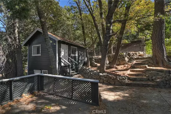 Crestline, CA 92325,912 Berne
