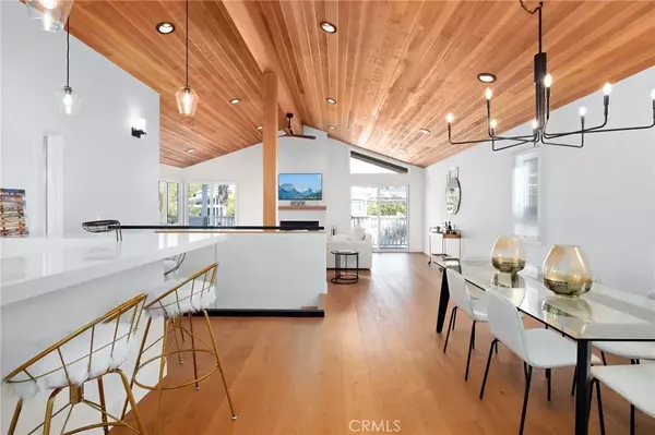 Newport Beach, CA 92663,4823 River Ave