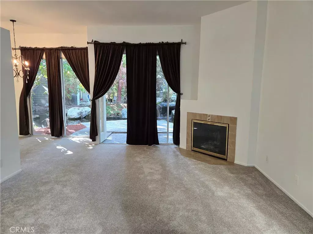 Costa Mesa, CA 92626,783 Grayling