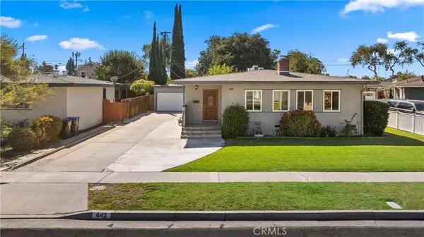 Fullerton, CA 92832,442 W Porter