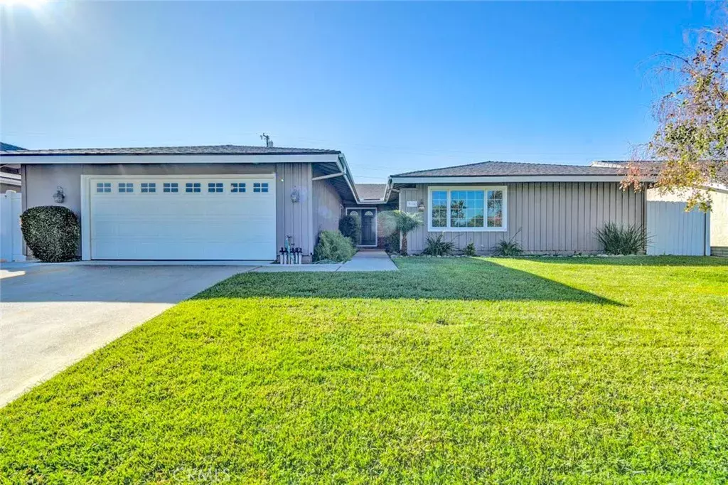 Fullerton, CA 92835,916 Boxwood