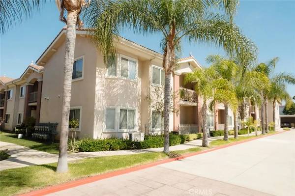 17888 Alburtis Ave. #A207, Artesia, CA 90701