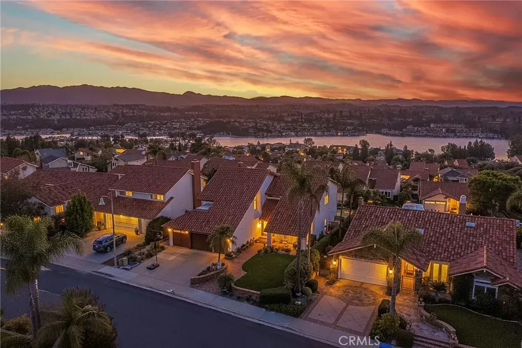 Mission Viejo, CA 92691,22792 Orellana