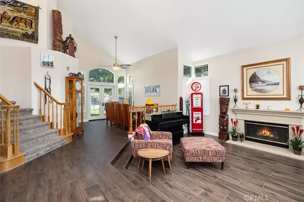 Lake Forest, CA 92679,19222 Red Bluff