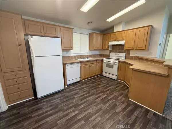 Loma Linda, CA 92354,25526 Redlands #100