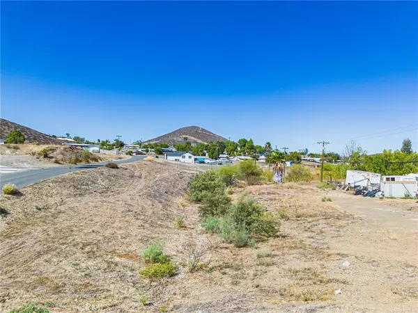 Menifee, CA 92587,28490 Connecticut