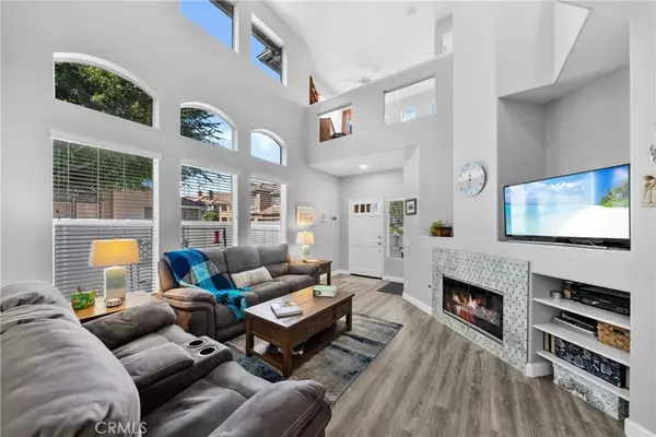 122 Valley View Terrace,  Mission Viejo,  CA 92692