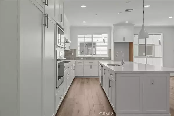 Carlsbad, CA 92008,2524 Elderberry Lane