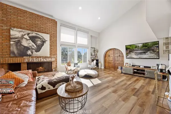 Yorba Linda, CA 92886,5031 Fairway View