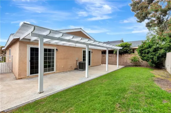 Mission Viejo, CA 92691,21822 Jinetes