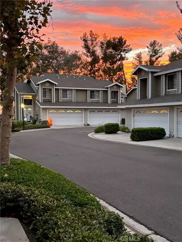 Mission Viejo, CA 92691,23355 Via Linda #3