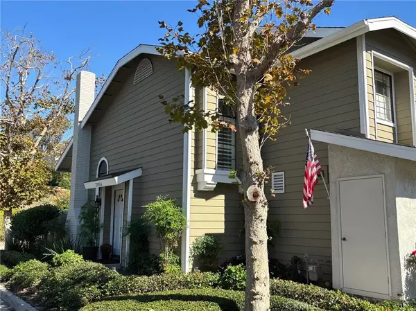 Mission Viejo, CA 92691,23355 Via Linda #3