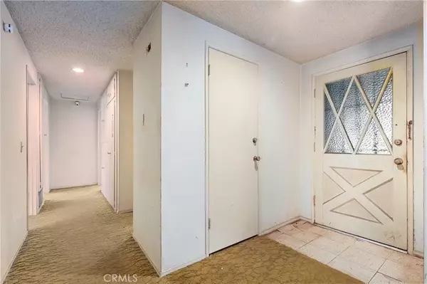 Santa Ana, CA 92704,1725 W Harvard