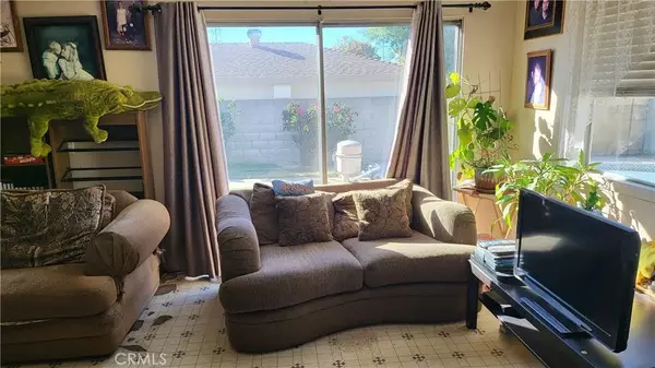 Azusa, CA 91702,5724 N Galanto