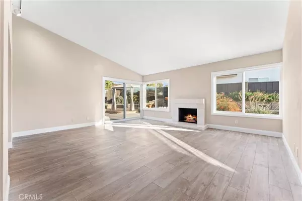 Mission Viejo, CA 92691,26392 Alhondra