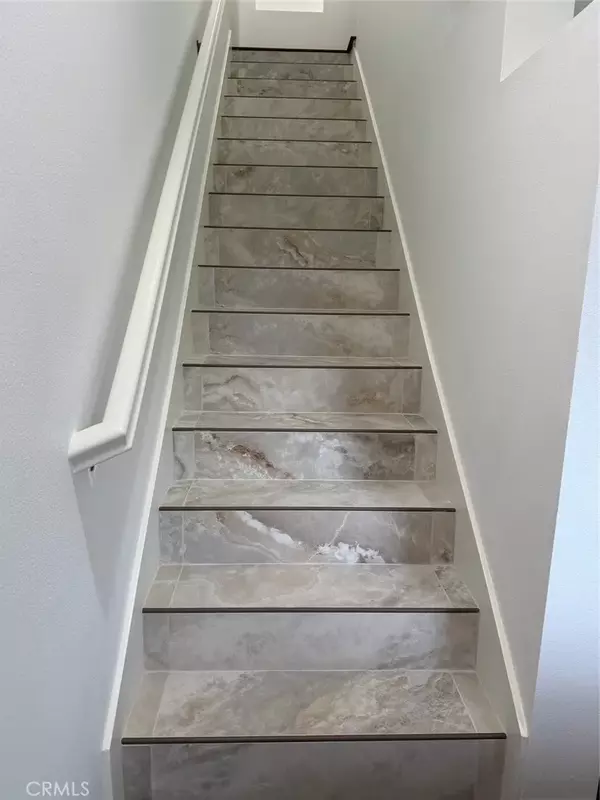 Irvine, CA 92603,115 Coral Rose