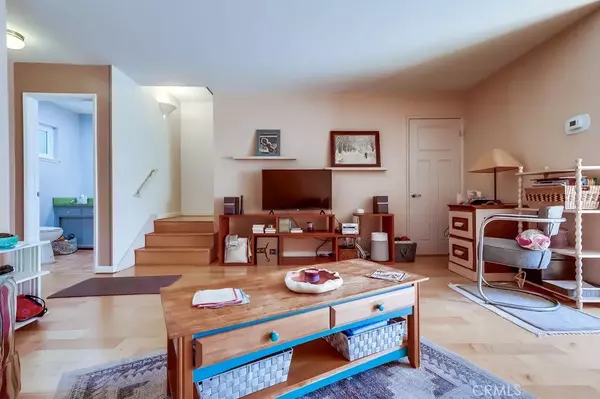 Studio City, CA 91602,11138 Aqua Vista #43