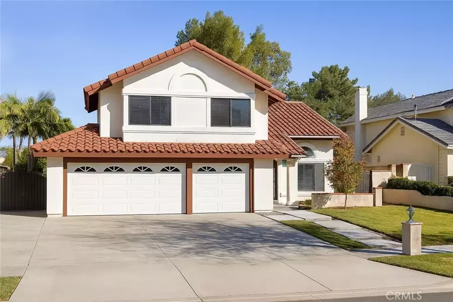2547 Ironsides Circle, Corona, CA 92882