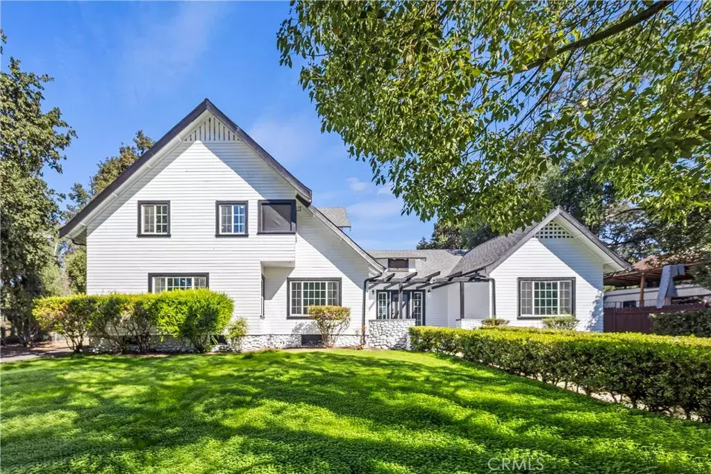 Altadena, CA 91001,379 Buena Loma