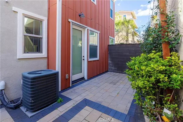 Rancho Mission Viejo, CA 92694,166 Natal