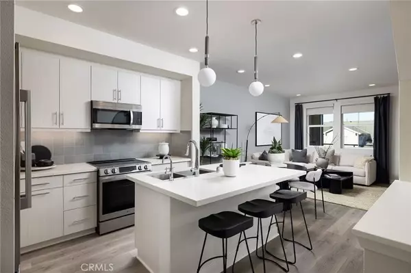 Compton, CA 90220,143 S Tulip Avenue