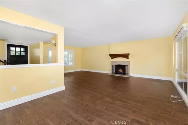 San Diego, CA 92117,3294 Atari Court