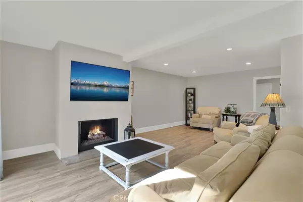 Dana Point, CA 92624,27112 Mill Pond West #2