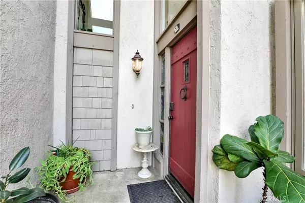 Dana Point, CA 92624,27112 Mill Pond West #2