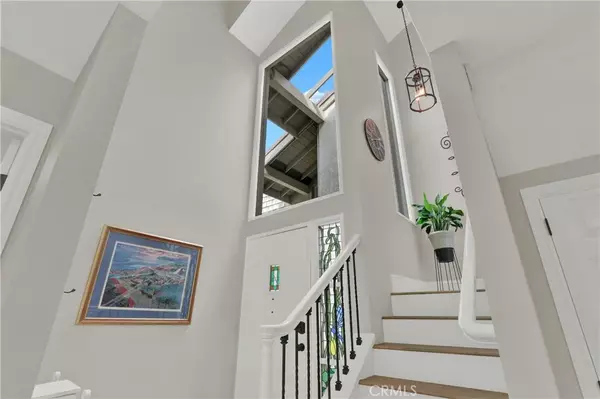 Dana Point, CA 92624,27112 Mill Pond West #2