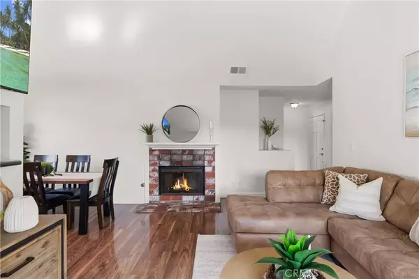 Huntington Beach, CA 92648,7841 Essex Drive #201