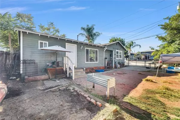 Lake Elsinore, CA 92530,32970 Ethlene