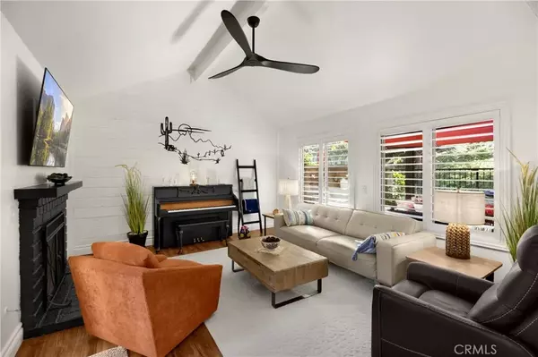 Anaheim Hills, CA 92807,647 S Iron Horse