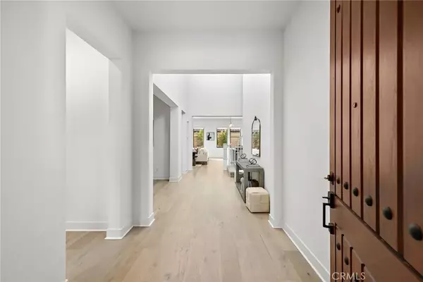 Irvine, CA 92602,215 Sutters Mill