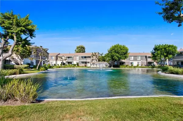 Santa Ana, CA 92704,2847 S Fairview #D